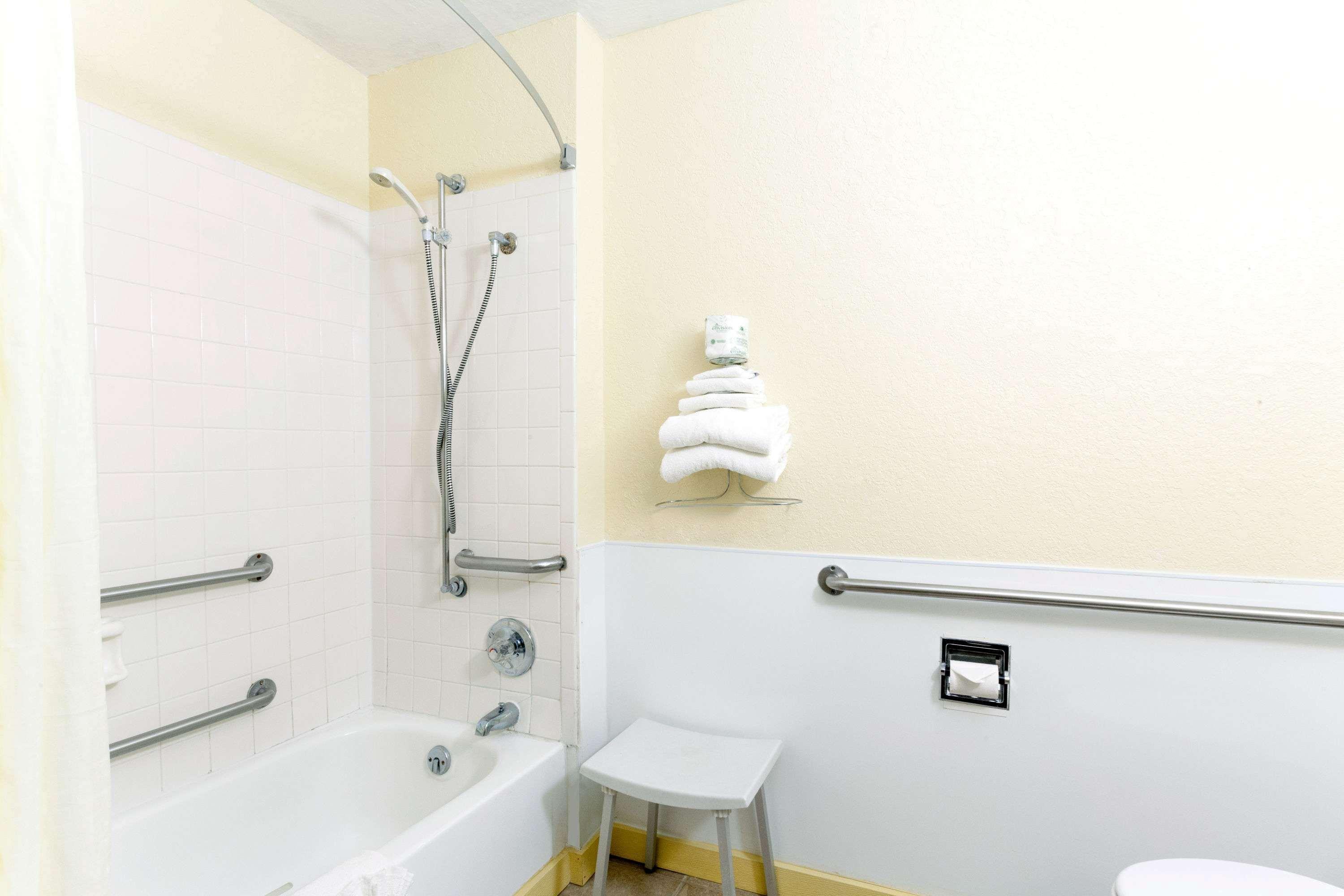 Super 8 By Wyndham Bath Hammondsport Area Μοτέλ Εξωτερικό φωτογραφία
