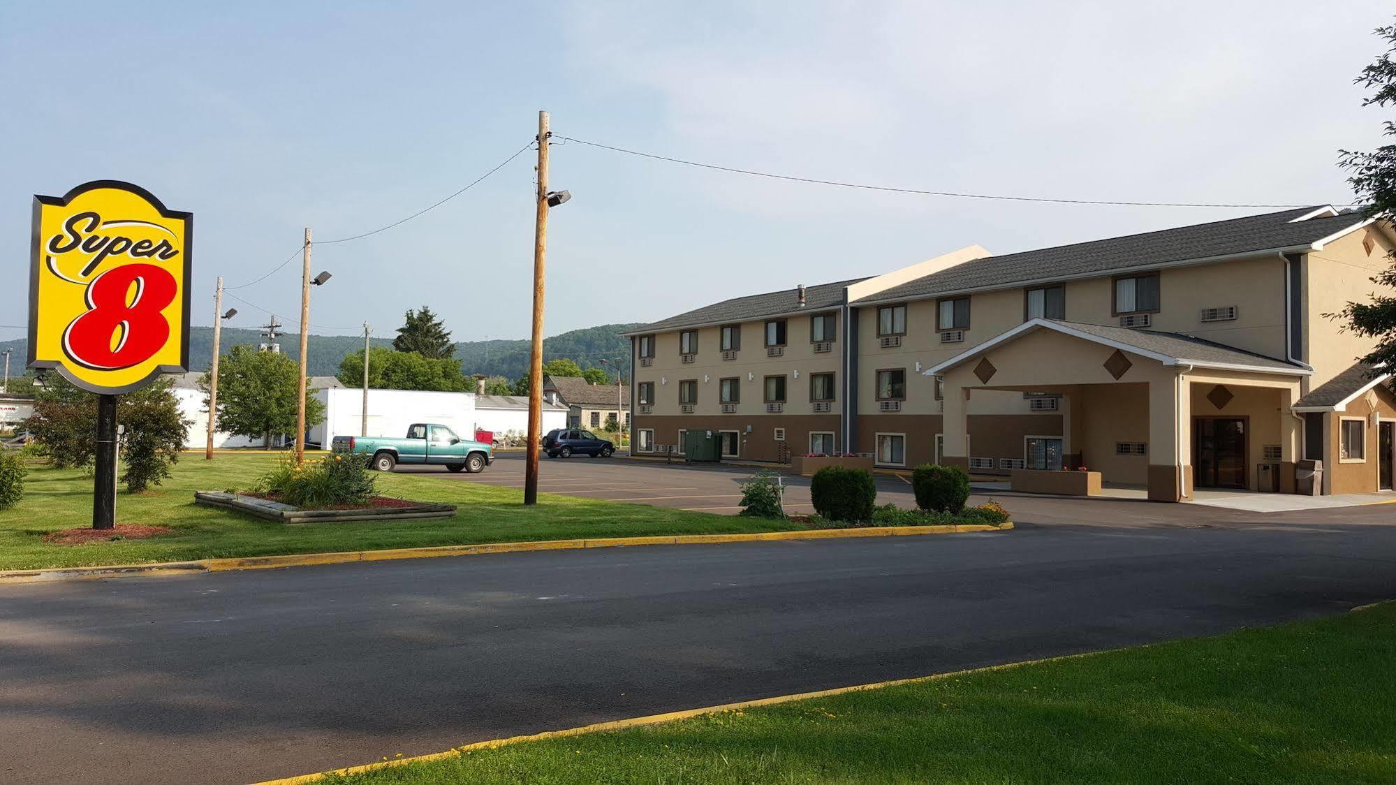 Super 8 By Wyndham Bath Hammondsport Area Μοτέλ Εξωτερικό φωτογραφία